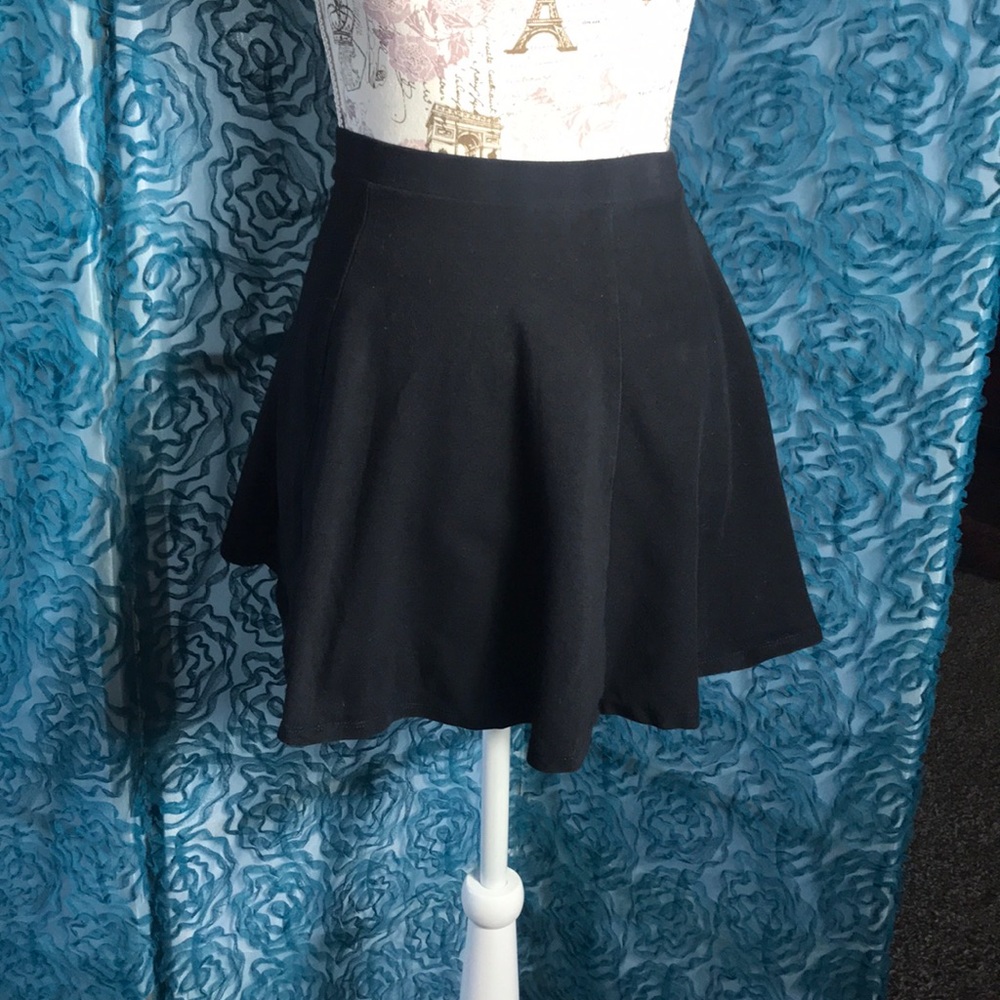 Black skirt